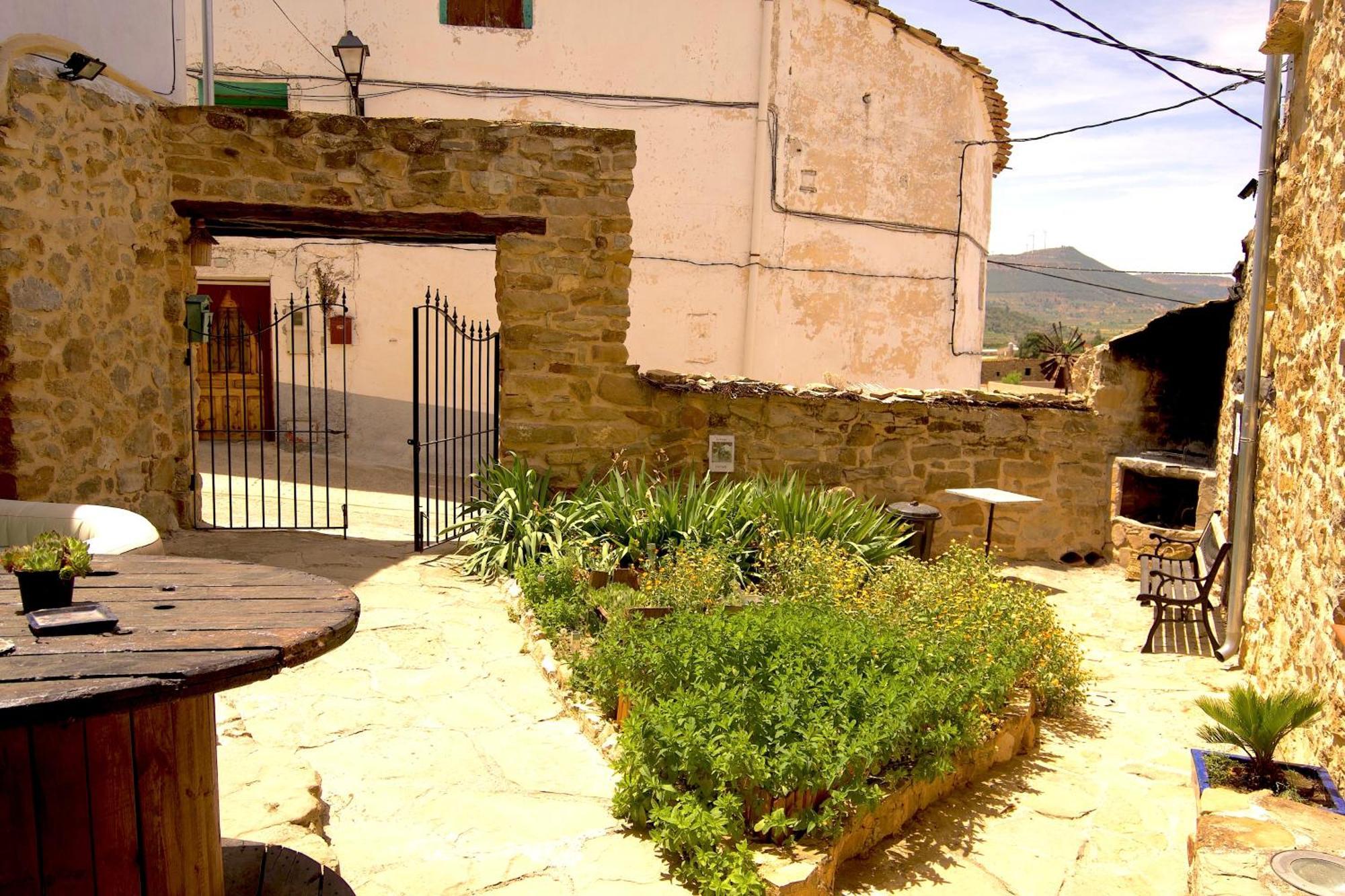 El Cau Dels Somnis Guest House La Cuevarruz Exterior photo